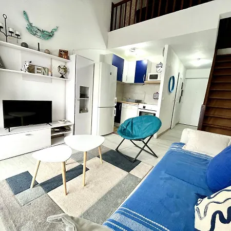 Joli T1 De 40m² A Calvi, Vue Mer, Avec Mezzanine Et Parking Apartment Calvi (Corsica)