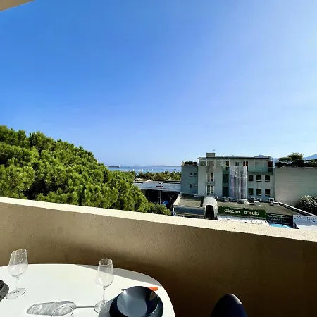 Joli T1 De 40m² A Calvi, Vue Mer, Avec Mezzanine Et Parking Apartment Calvi (Corsica)