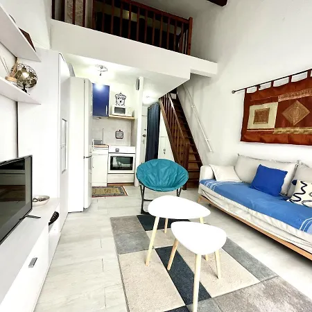 Joli T1 De 40m² A Calvi, Vue Mer, Avec Mezzanine Et Parking Apartment *