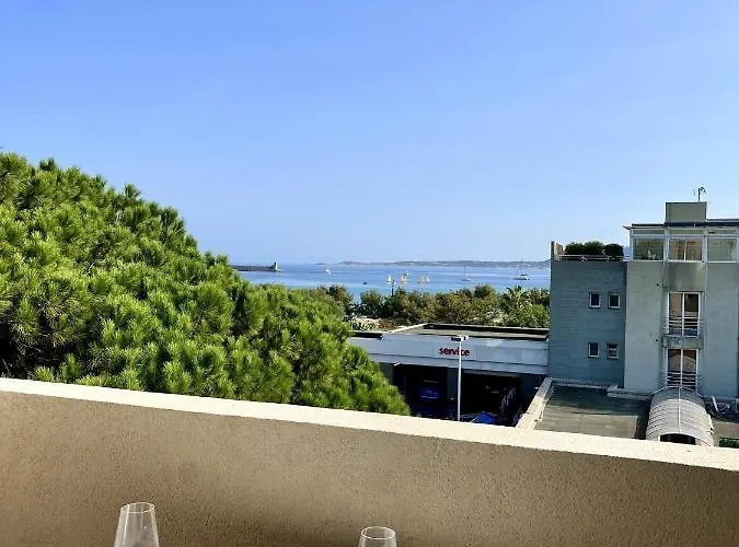 Apartment Joli T1 De 40m² A Calvi, Vue Mer, Avec Mezzanine Et Parking Calvi (Corsica)
